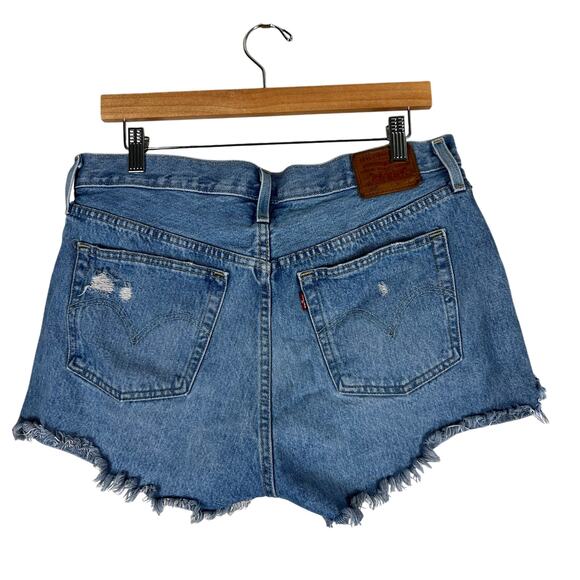 Levi's 501 Denim Shorts Womens 31 Button Fly Medium Wash Distressed Daisy Dukes - Picture 4 of 7